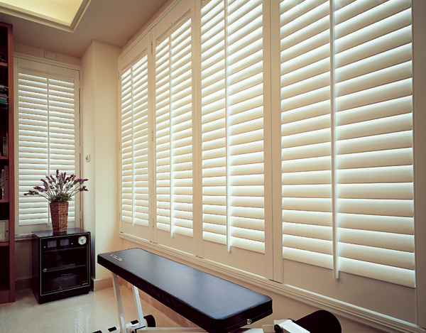 Charlotte NC Woodlore Plantation Shutters